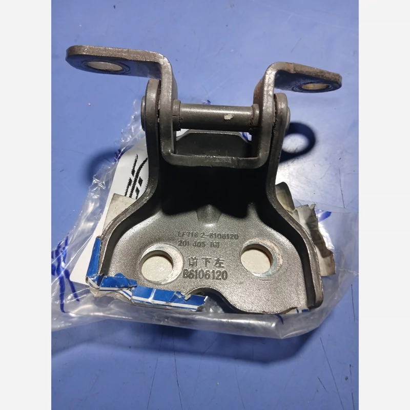 لولای پایین درب راننده لیفان 620 اصلی (پس کرایه)