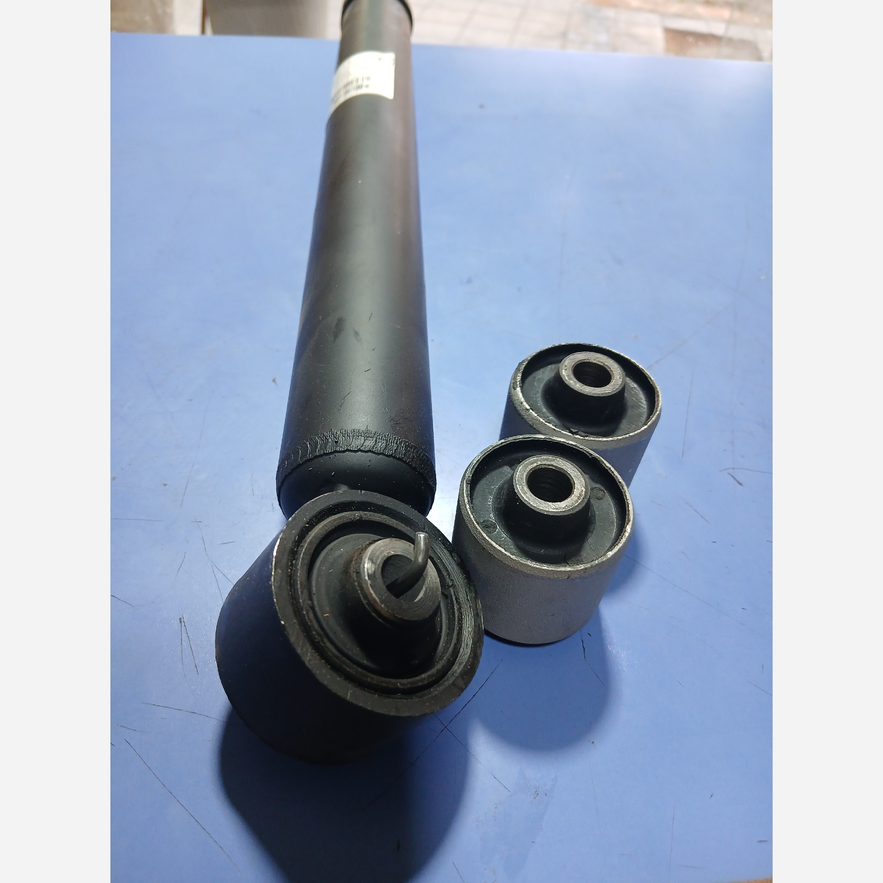 بوش پایه کمک عقب برلیانس 300(پسکرایه)