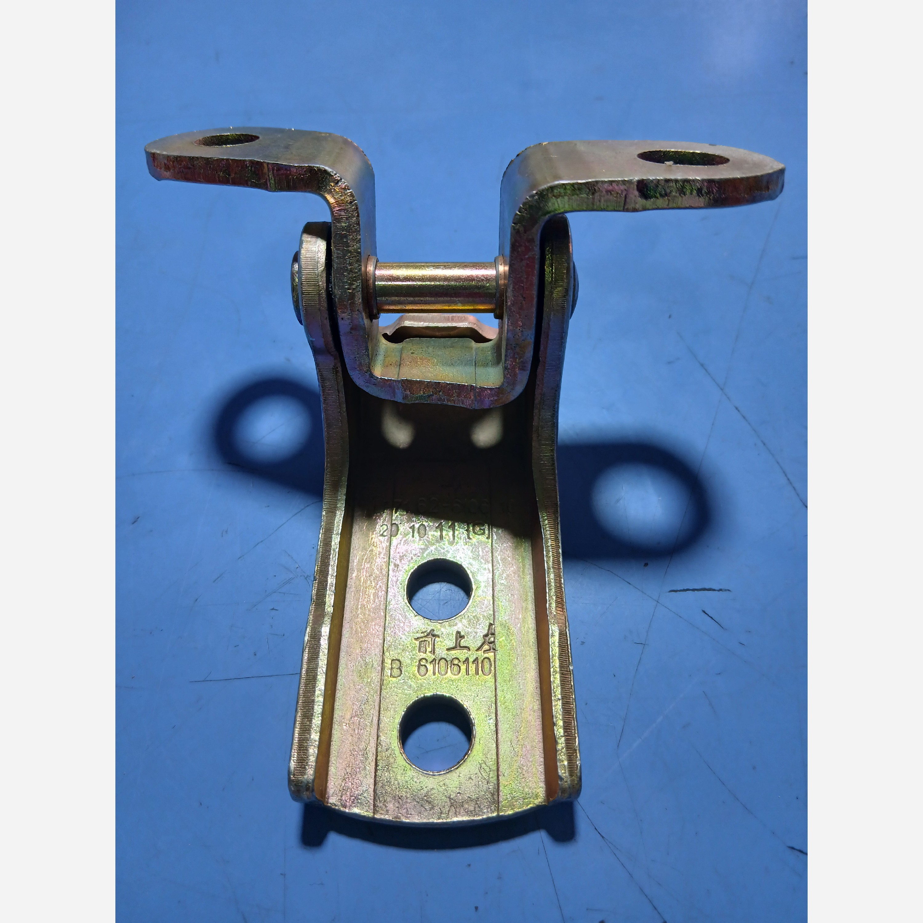 لولای بالای درب جلو چپ لیفان 620اصلی (پس کرایه)